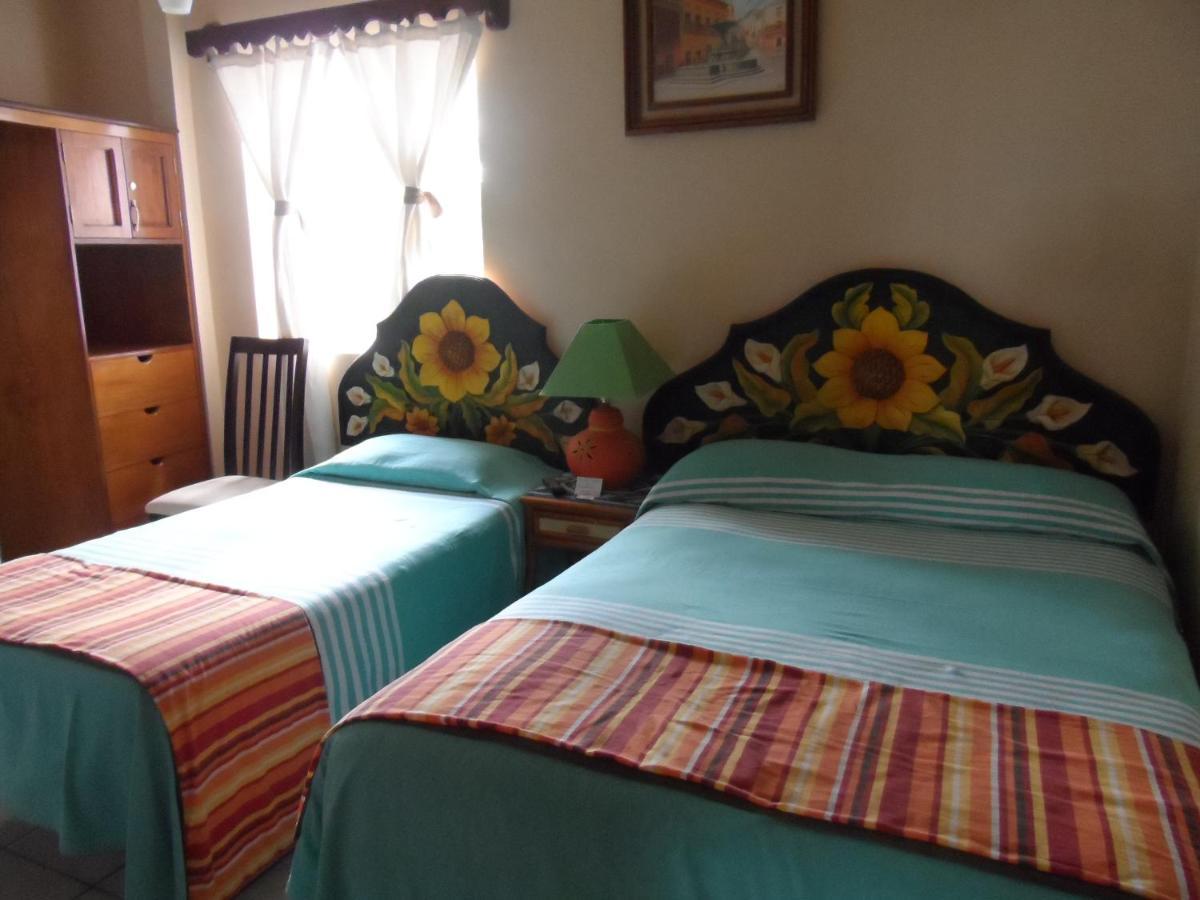 גואנאחואטו Hotel Internacional Malitsin מראה חיצוני תמונה